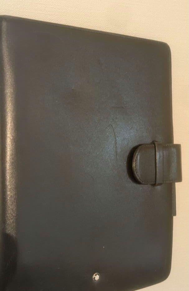 ♥大特価♥使いやすい大判手帳ケース モンブラン 革　お洒落手帳