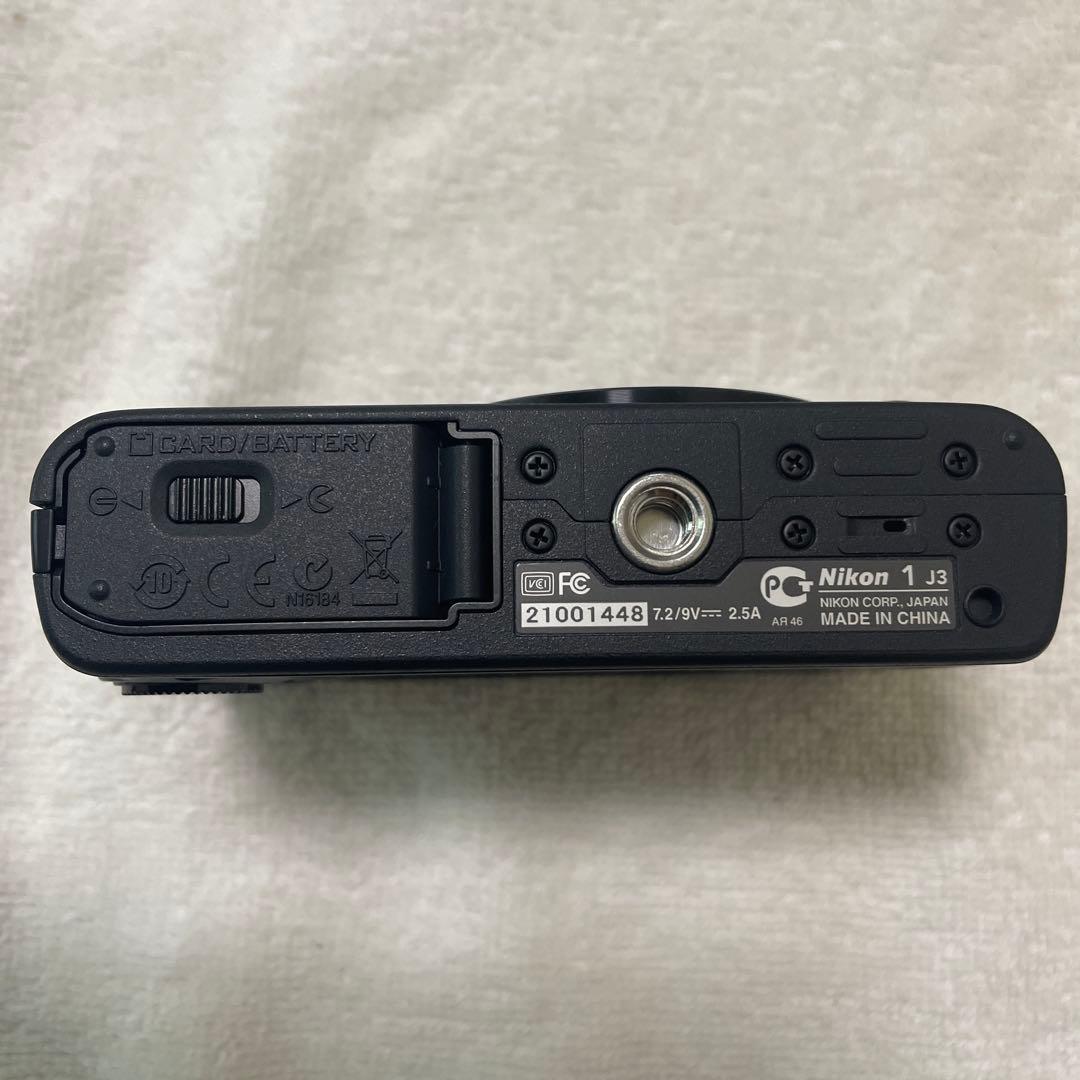 Nikon 1 J3 ミラーレスカメラ