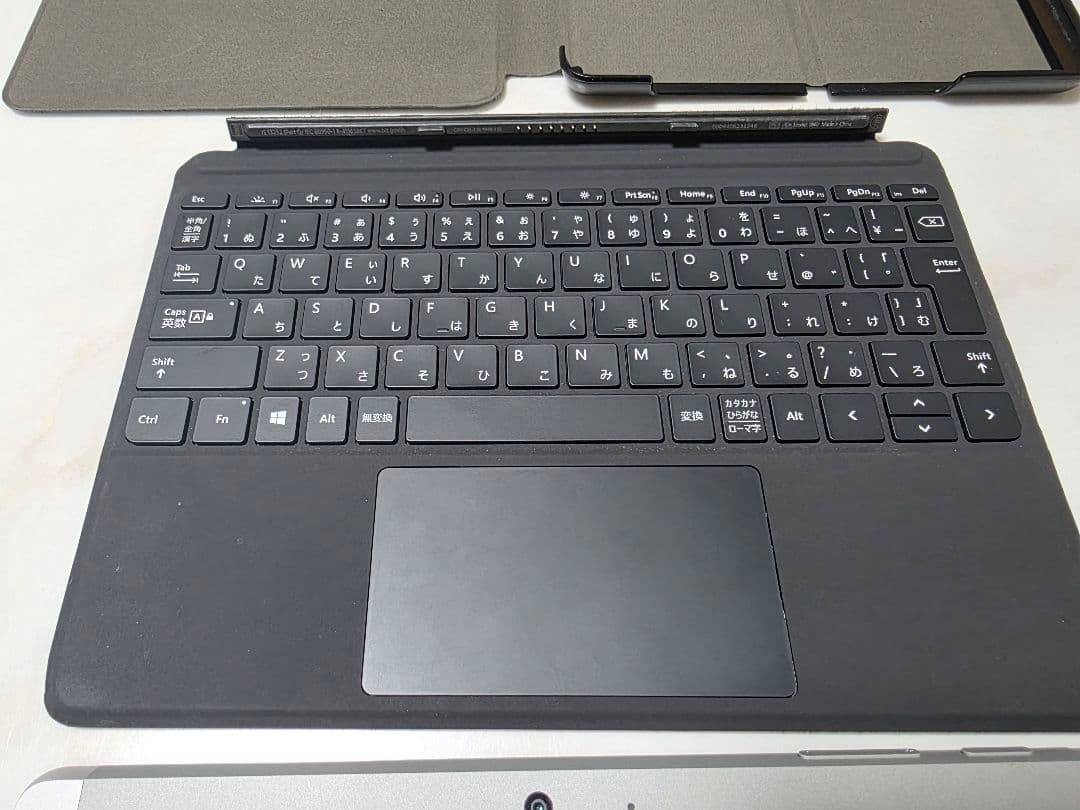 Microsoft Surface Go 2 キーボード付き本体　中古　初期化済