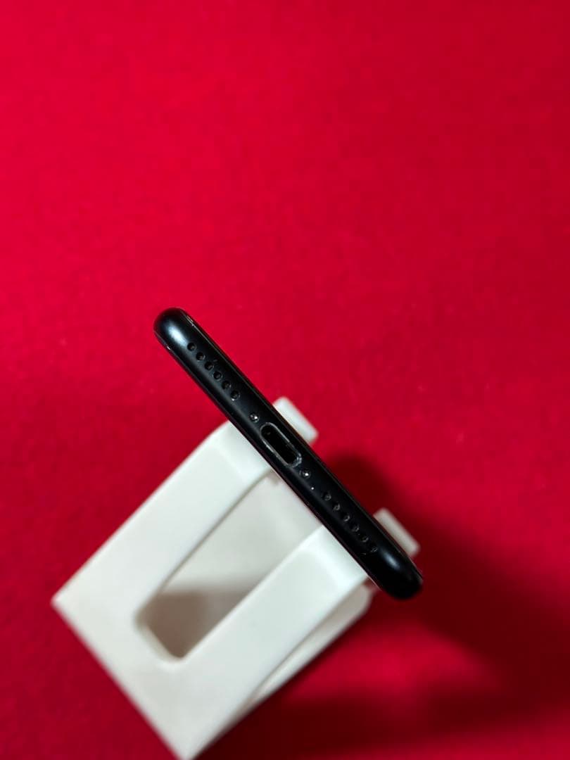 【8546】iPhone SE3第3世代ミッドナイト 128GB simフリー