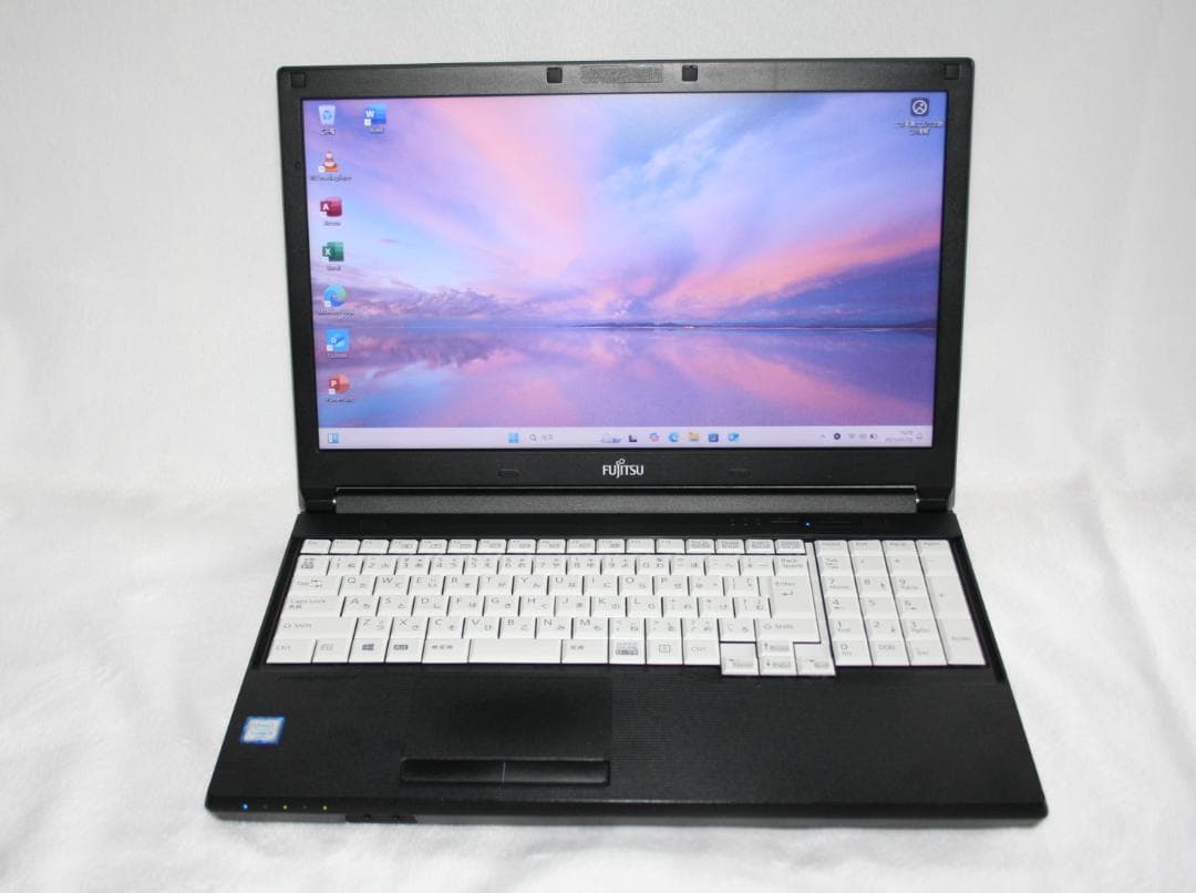 富士通 A576/P i5-6200U SSD256GB オフィス365
