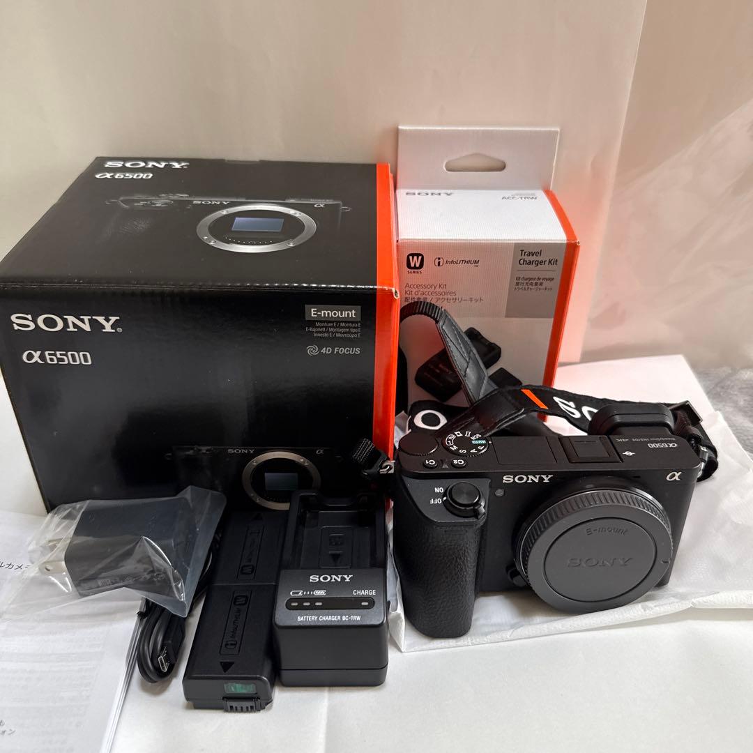 SONY α6500 ボディ、ACC-TRW セット