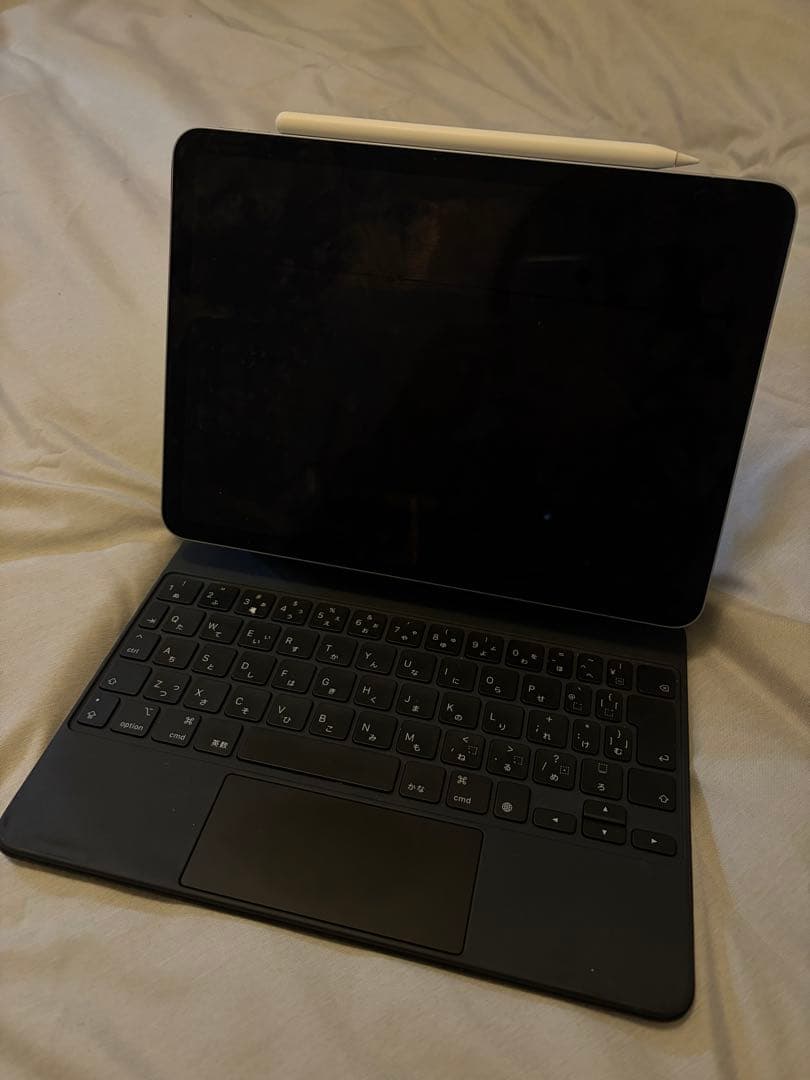 Apple iPad Air 4 Wi-Fi (マジックキーボード付き)