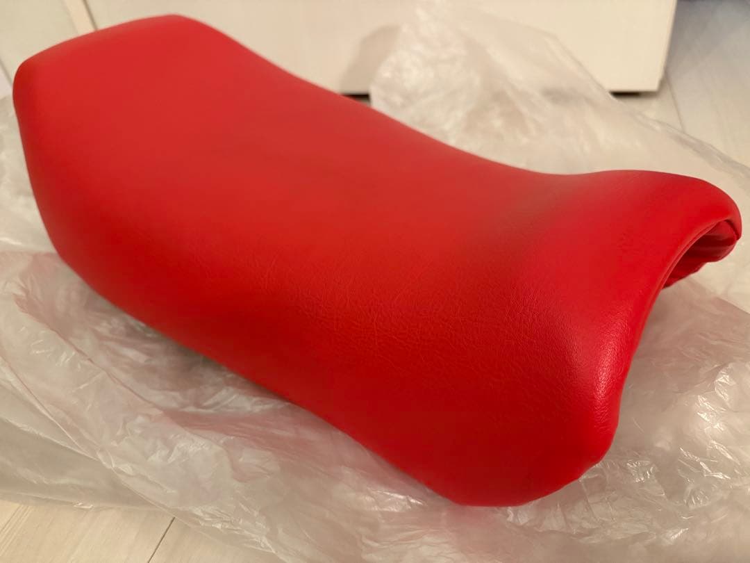 ☆美品 ホンダ FTR250 赤シート 張り替え 合成皮革☆