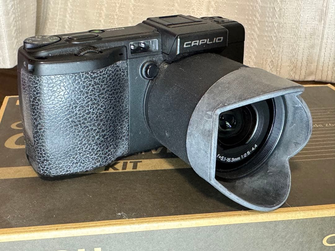 【RICOH】Caplio GX100 with VF-1 とOP類