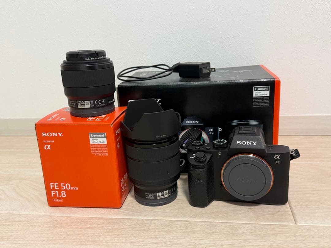 ［美品］ショット数わずか「1837回」★SONYα7Ⅱレンズキット&単焦点レンズ