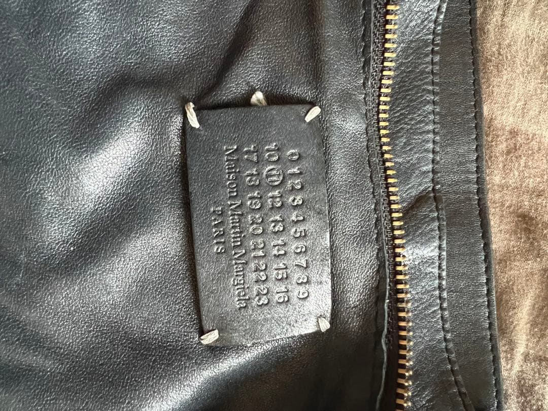 JADEX 公式アカウント 02　マルタンマルジェラ　レザートートバック