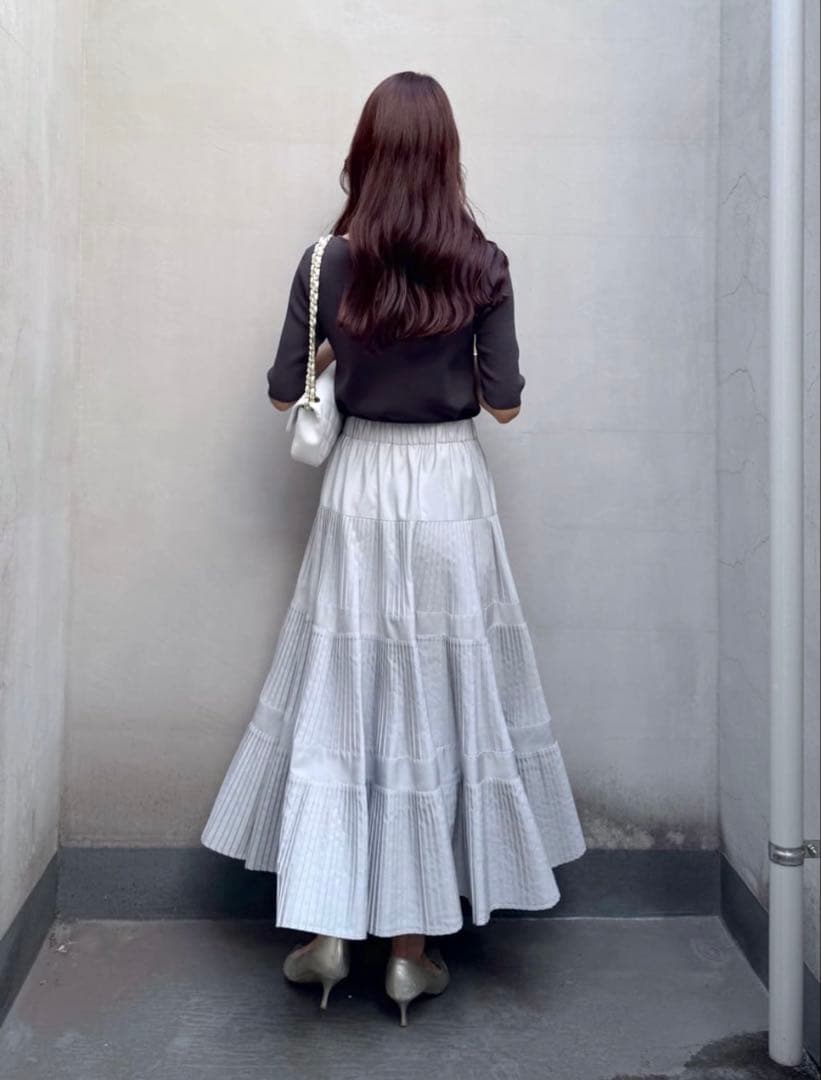 【美品】3段ティアードスカート ライトグレー 38ラブティックボンボン