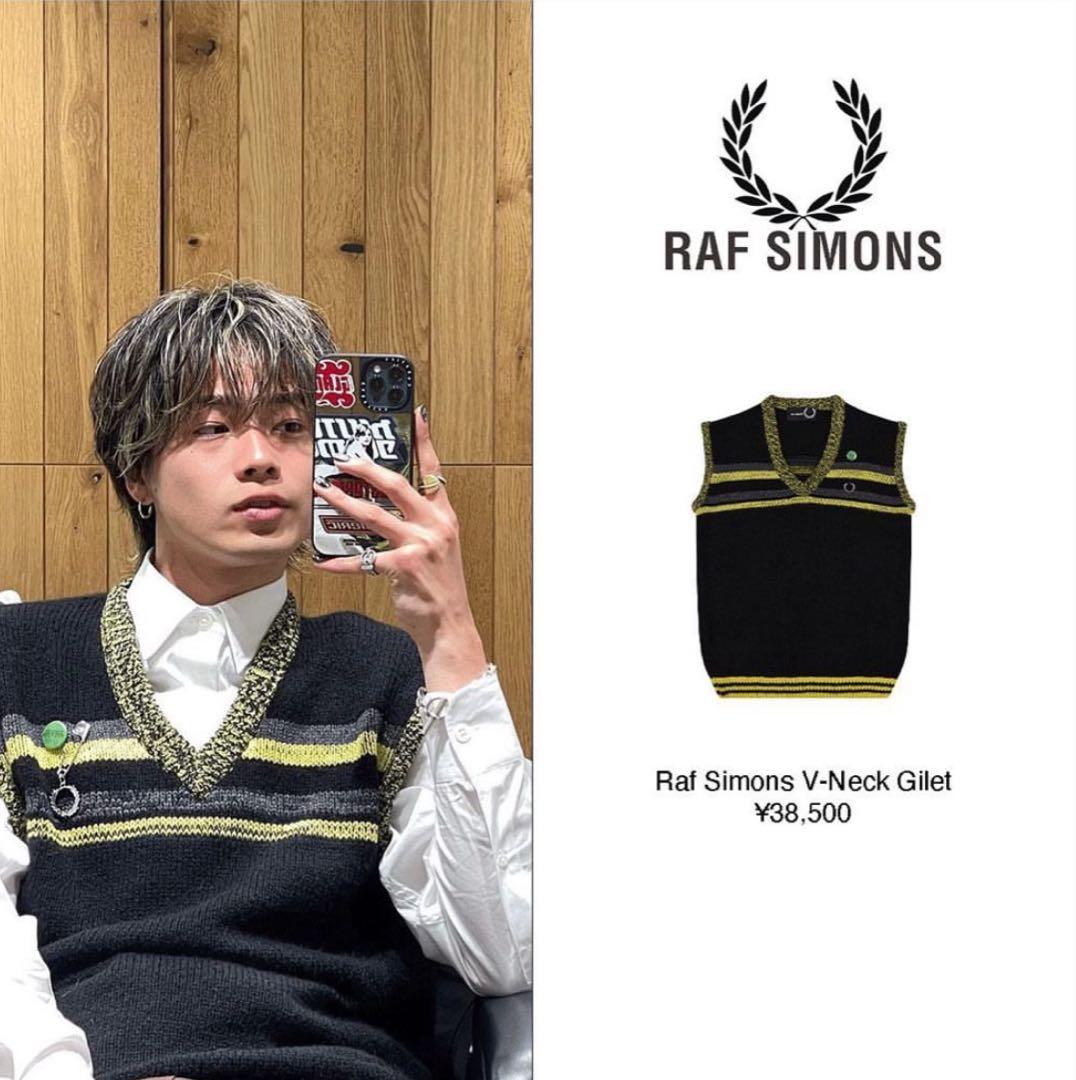 コムドットやまと着用 ラフシモンズ、フレッドペリーコラボ　ベスト