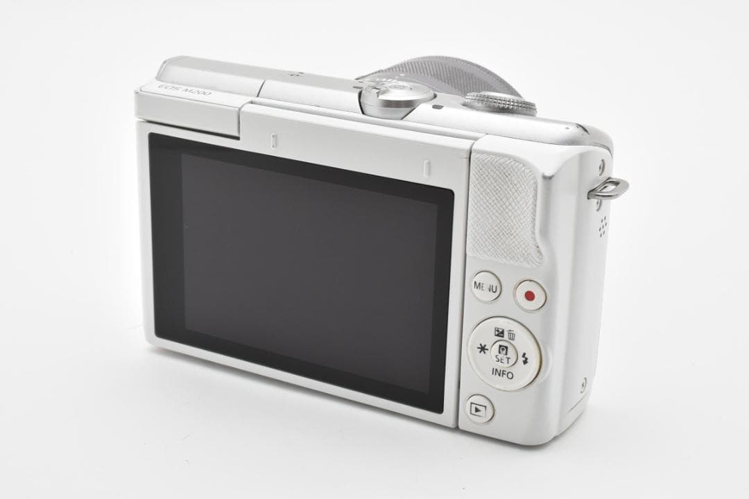 Canon EOS M200 標準レンズキット
