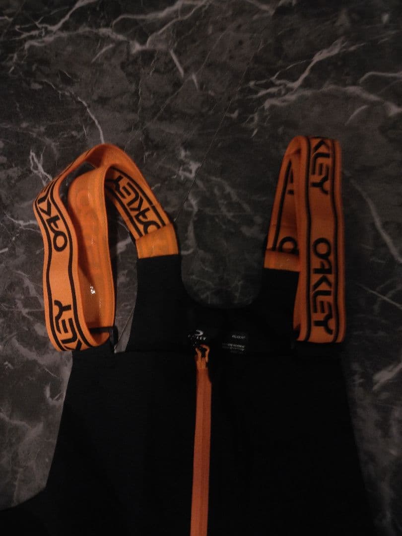 OAKLEY スノーボードウェア XL オレンジ 10K