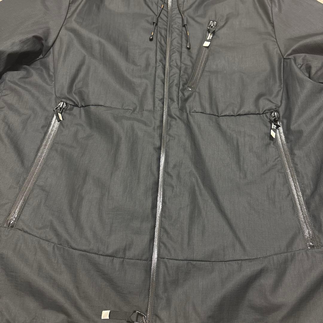 TATRAS フード付きライトダウン ブラック