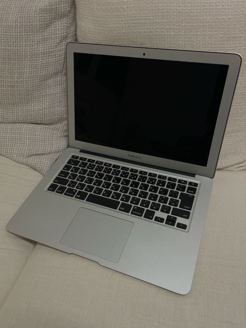 Apple MacBook Air シルバー 13インチ 2015