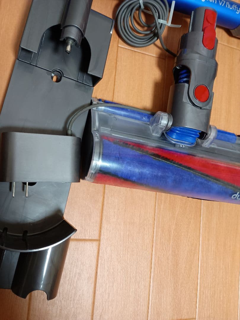 ダイソン V8 コードレスクリーナー SV10　分解洗浄品 45