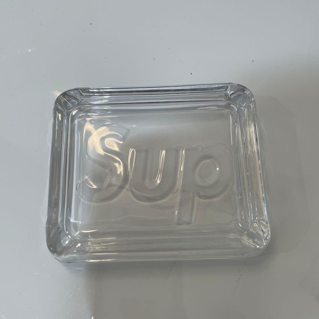 Supreme 灰皿