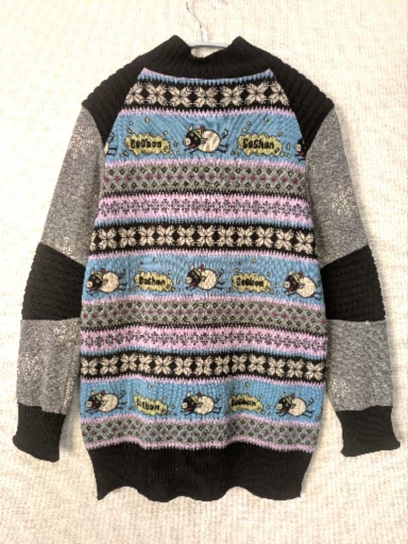 アルベロベロ♥️レトロぶたさんいっぱいニットハイネックニットセーター