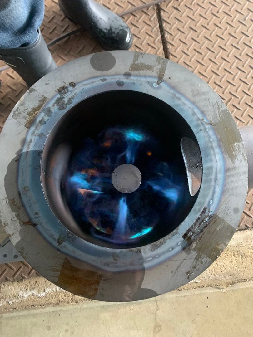 廃油ストーブ　即納品　在庫があります033101