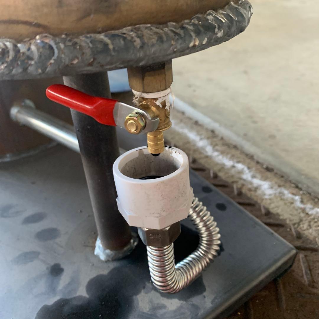 廃油ストーブ　即納品　在庫があります033101