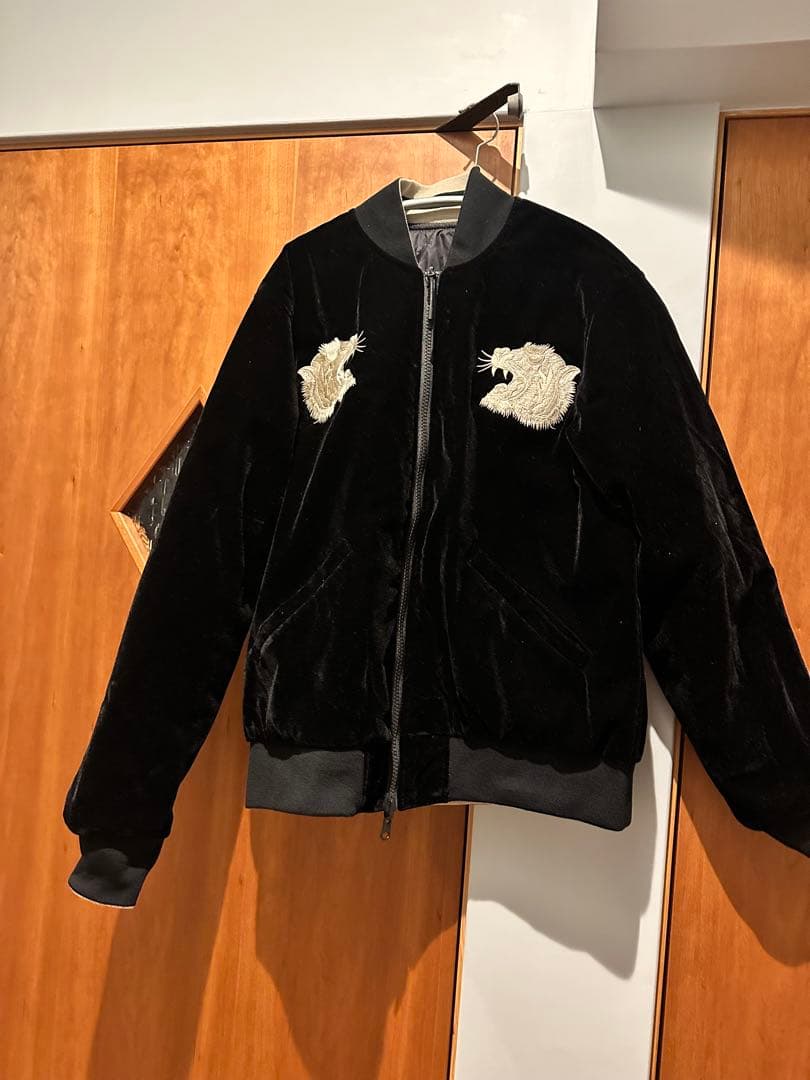 TAION リバーシブルインナーダウン