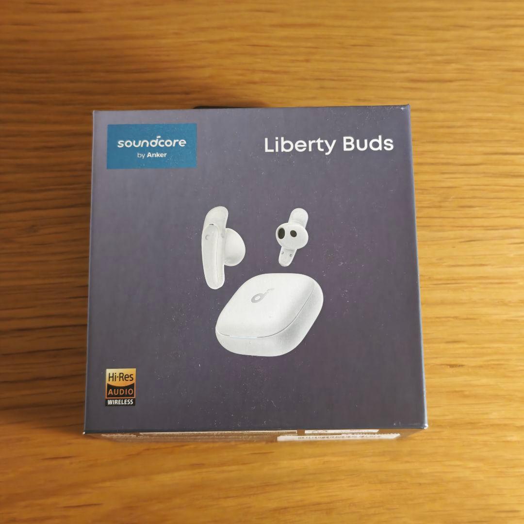 ヘッドホン Anker liberty buds