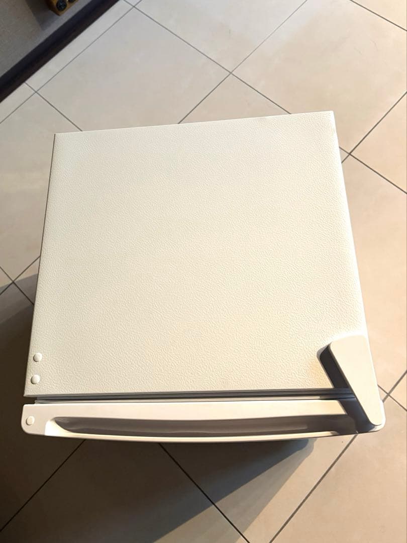 ミニ冷蔵庫　50L 小型 ホワイト　 製造年2025年　説明書付き