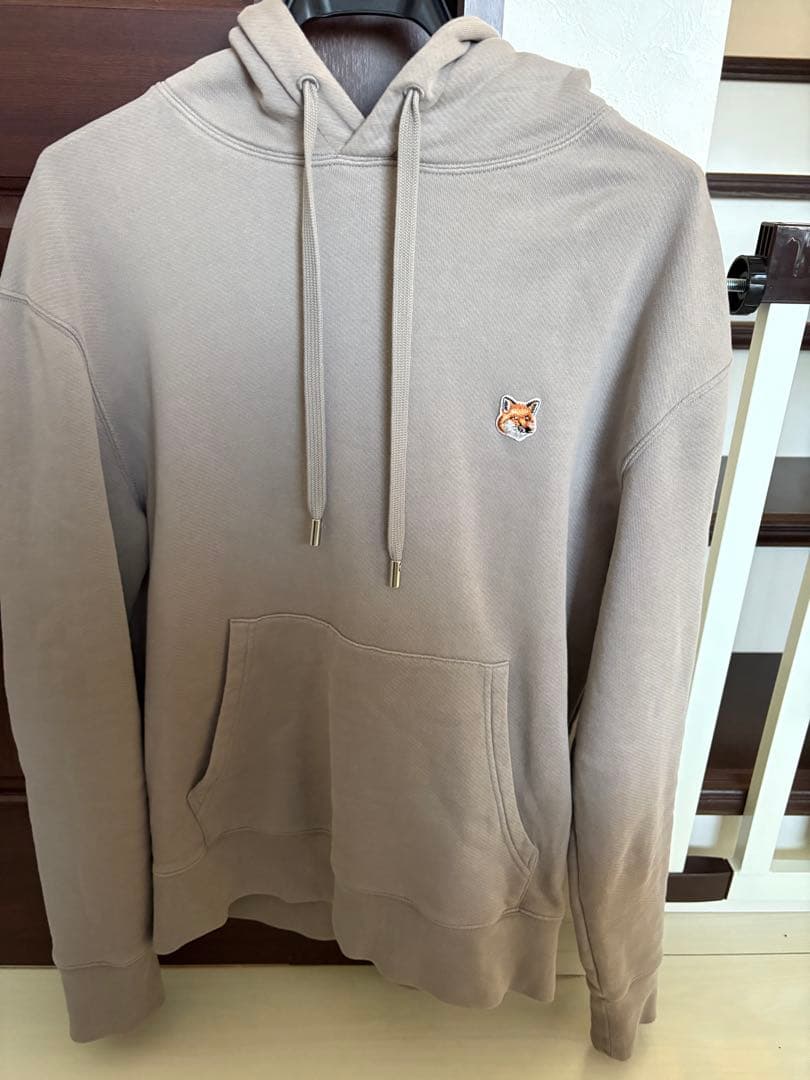 メゾンキツネ　パーカー