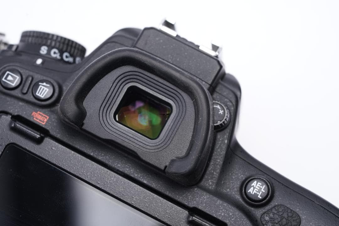 も*ち様 最終価格　Nikon D750 デジタル一眼レフカメラ バッテリーパッ