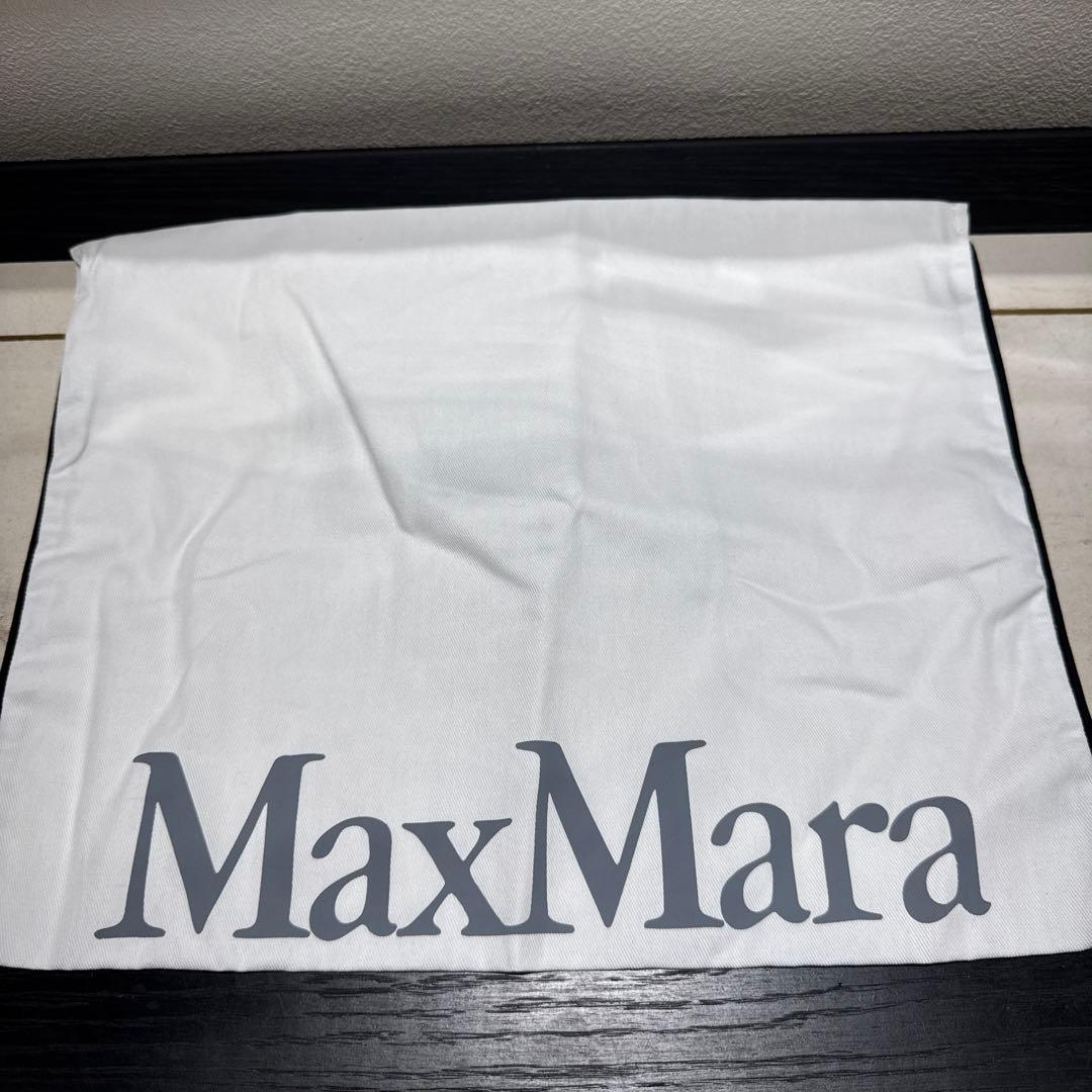 マックスマーラ　キャップ