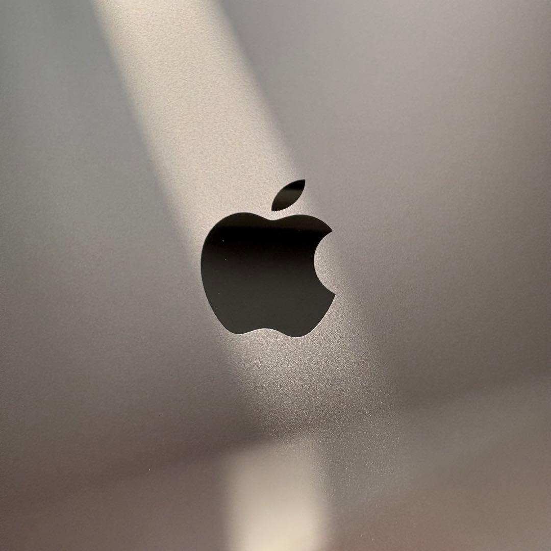 【美品】MacBook Pro 13インチ 2017 8GB/256GB