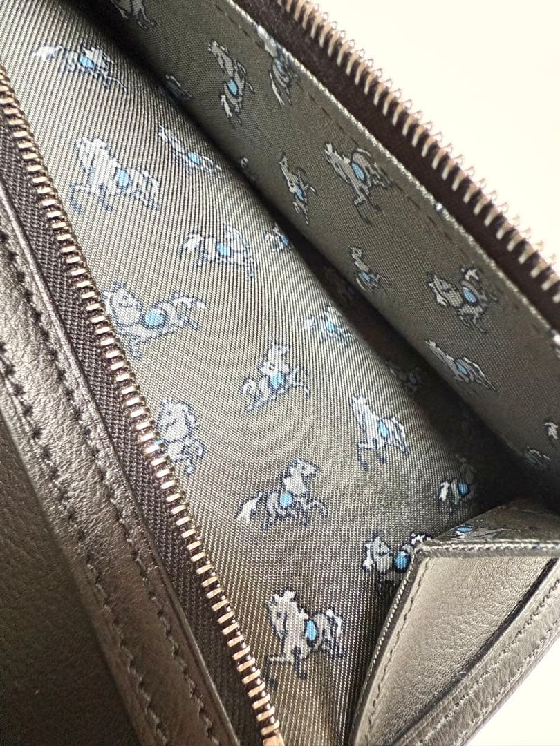 HERMES ブラック レザー 長財布 2025年製