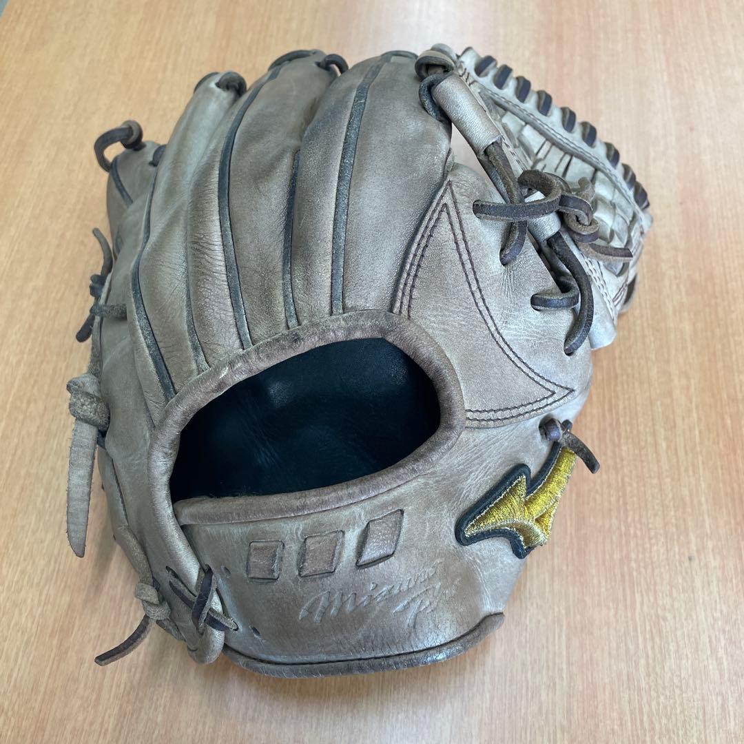 ミズノプロ硬式　内野手用グローブ