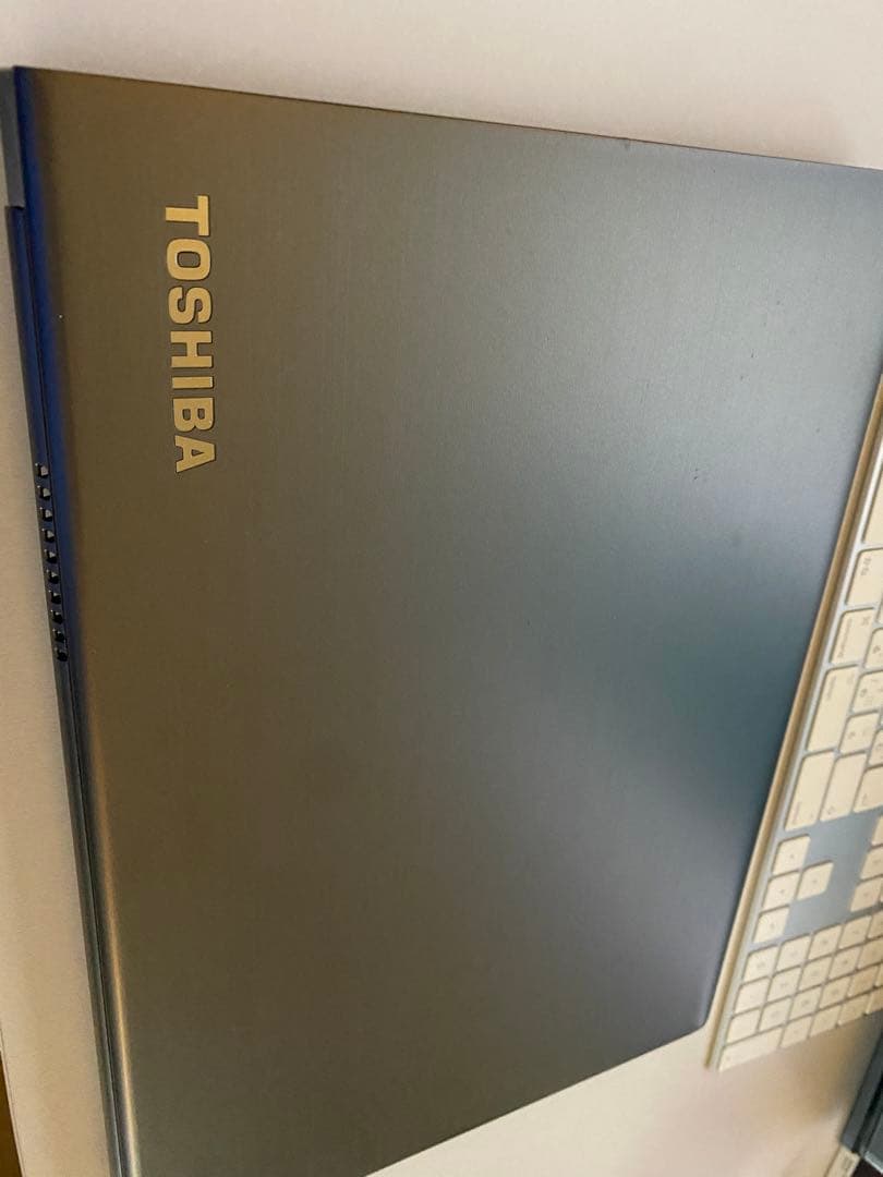 オフィス付属　東芝　ダイナブック　メモリ16ギガ　ウインドウズ11