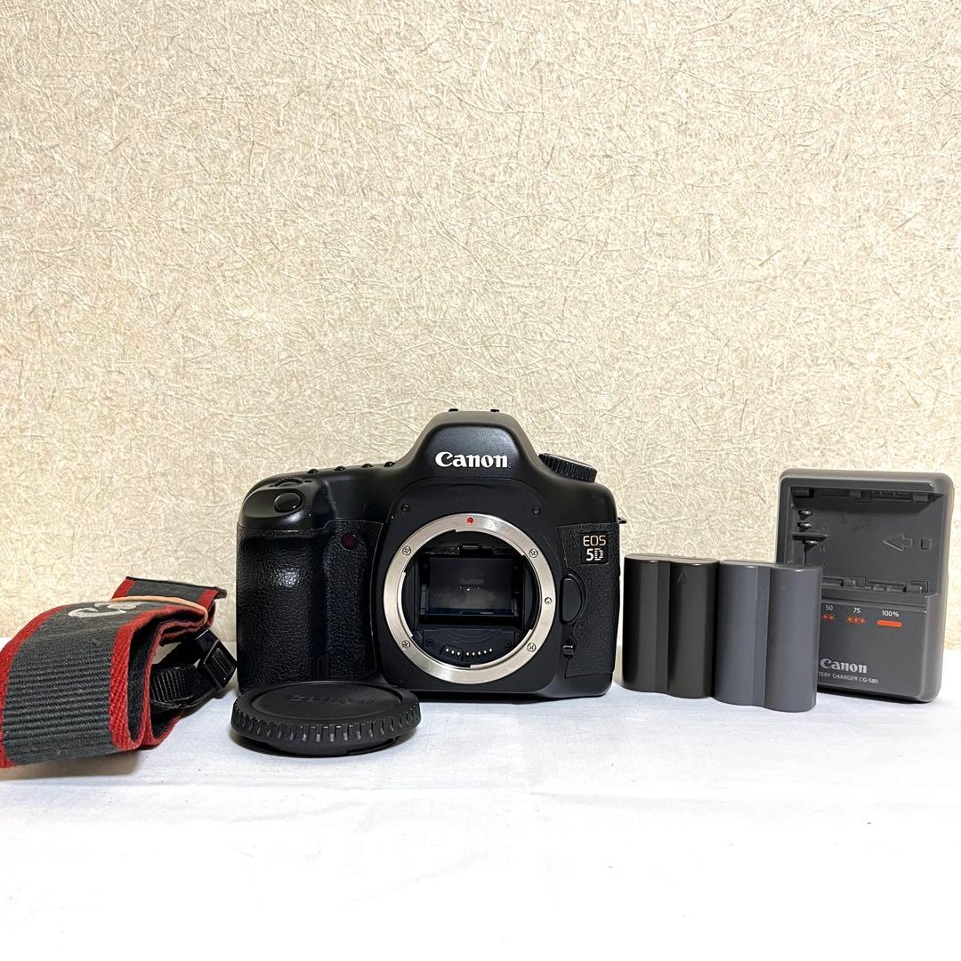 Canon EOS 5D ボディ （デジタル一眼レフカメラ）