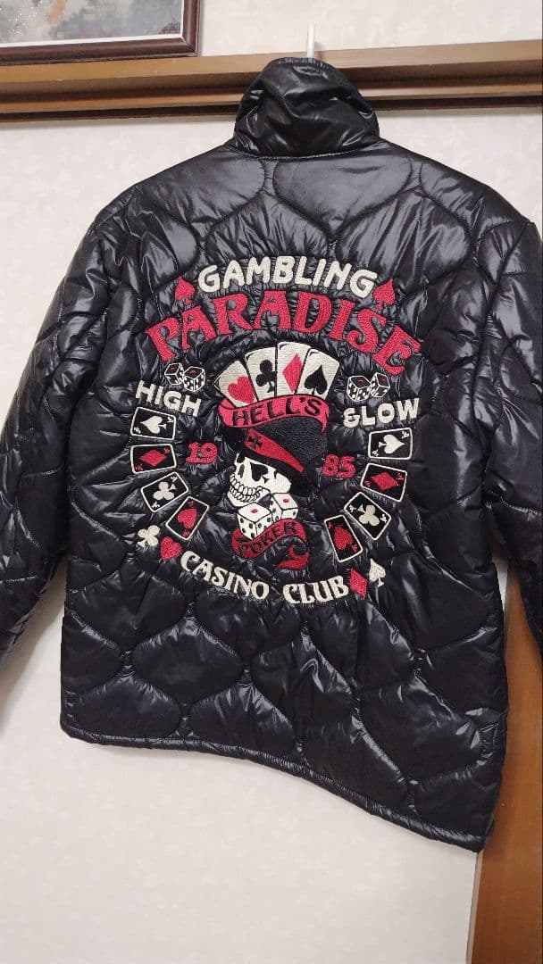 極上品質　INFINITY 中綿ジャケット