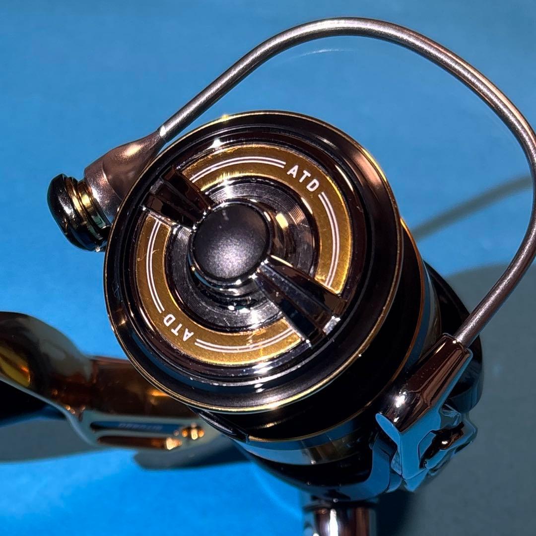 matt22トーナメントISO 3000LBD 釣武者リールポーチ付き