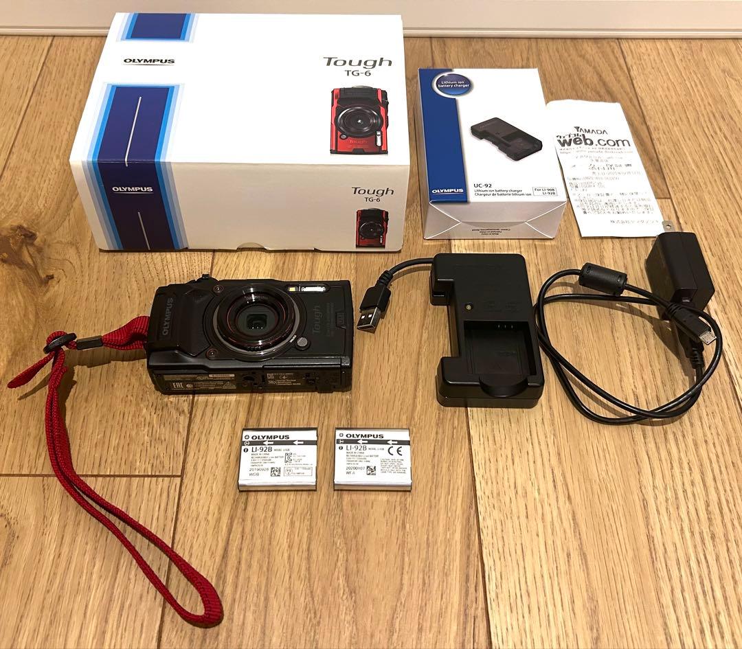 美品 OLYMPUS Tough TG-6 本体 電池２個 充電器 水中未使用