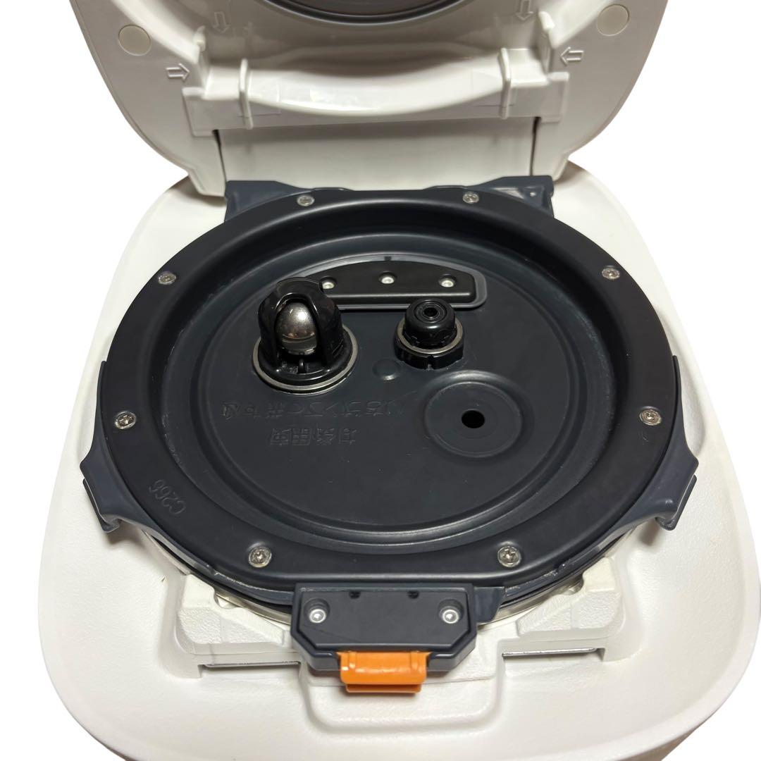 [最高級モデル] 象印 圧力IH炊飯器 NW-UT07 ホワイト 絹白 24年製