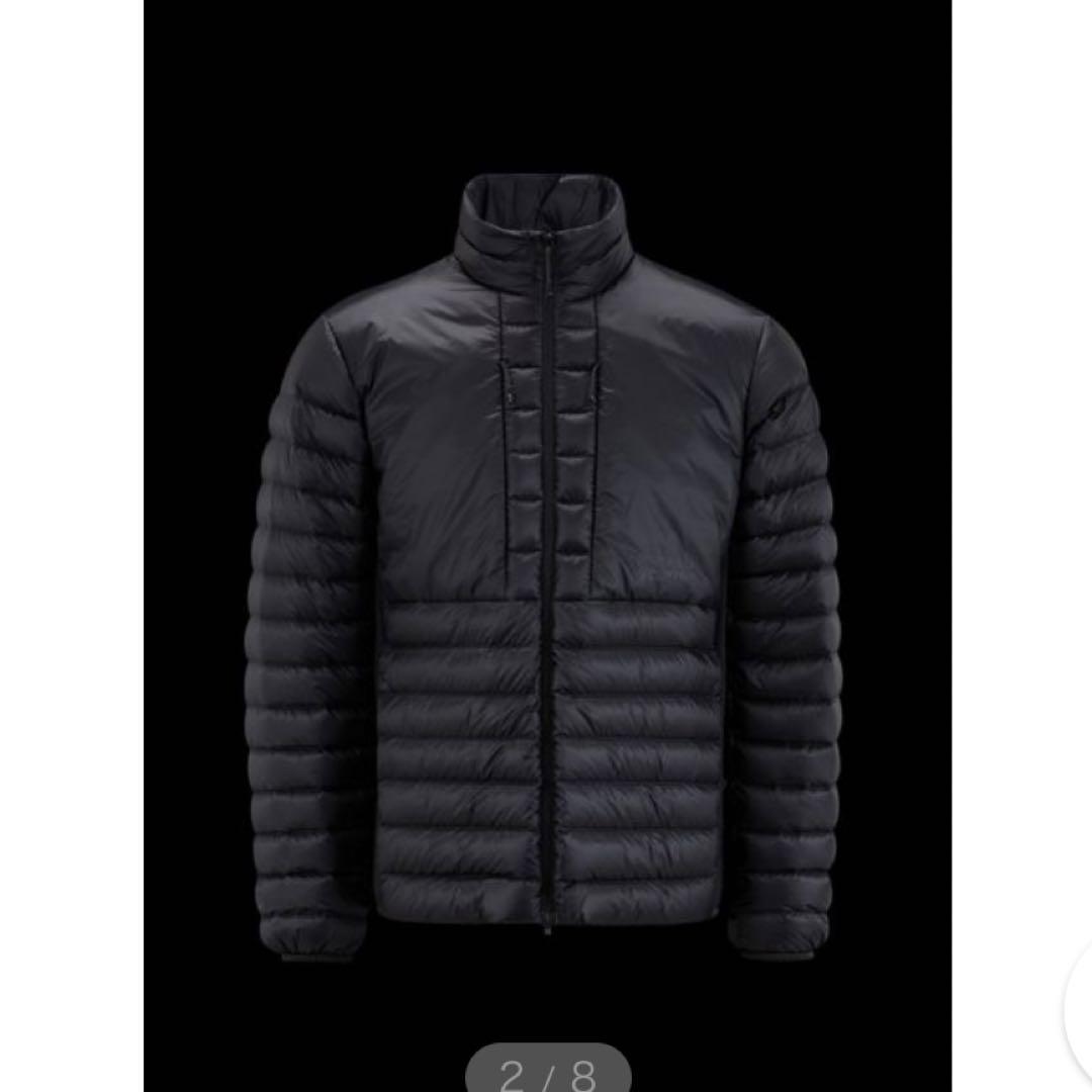 値下げ中　MONCLER ブラック ライトダウンジャケット