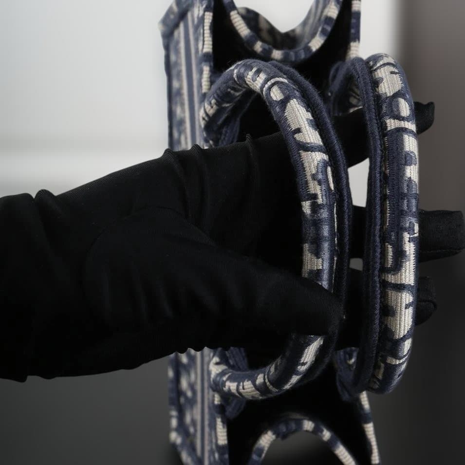 Book Tote 41cm 刺繡トートバッグ ネイビーとベージュ ストライプ