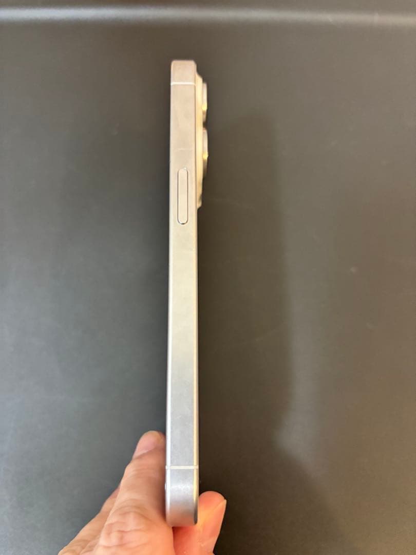 【最終値引】iPhone15Pro 128GB SIMフリー　100% 美品！