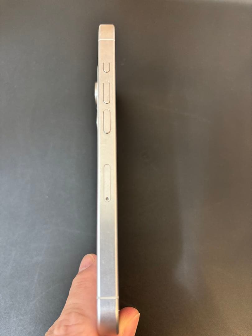 【最終値引】iPhone15Pro 128GB SIMフリー　100% 美品！