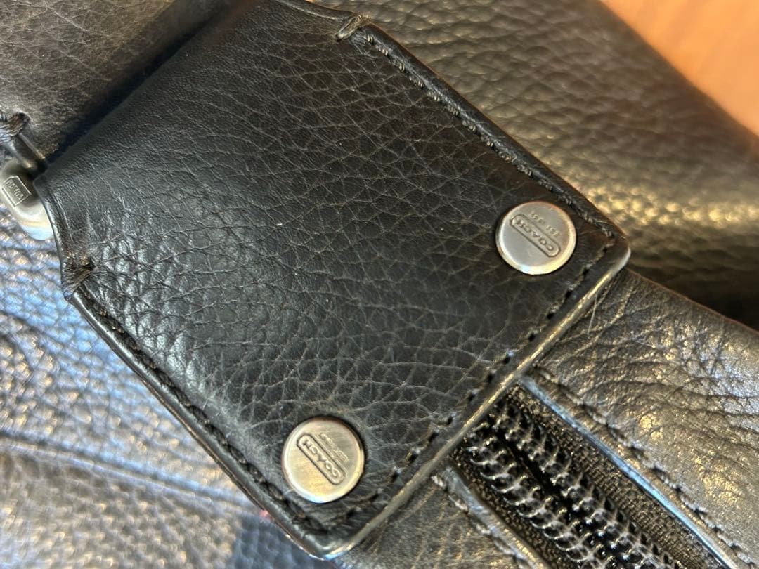 COACH ブラック　ボディバッグ　ウエストポーチ　ショルダーバッグ　コーチ