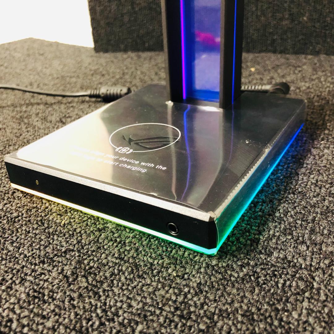 【送料無料】ASUS ROG Throne Qi ヘッドセットスタンド