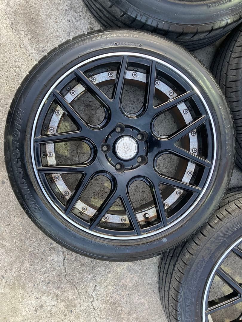 ロクサーニ　アルメイダ　18インチアルミホイル　1台分　225/45R18