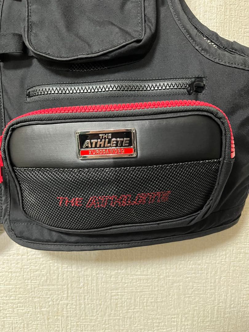 黒鯛工房　アスリートベスト　MV−Ⅲ　　Lサイズ　おまけ付き‼️ 値下げしました❗️