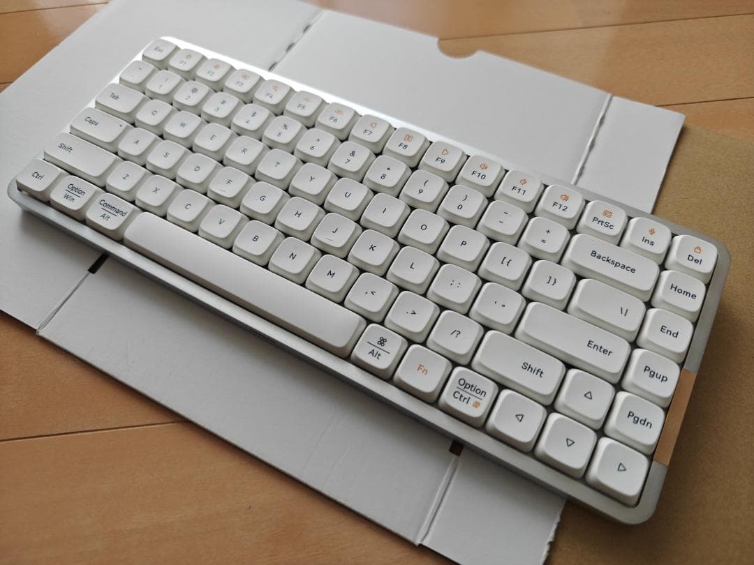 Lofree Flow 84 ホワイト phantom軸 タクタイル