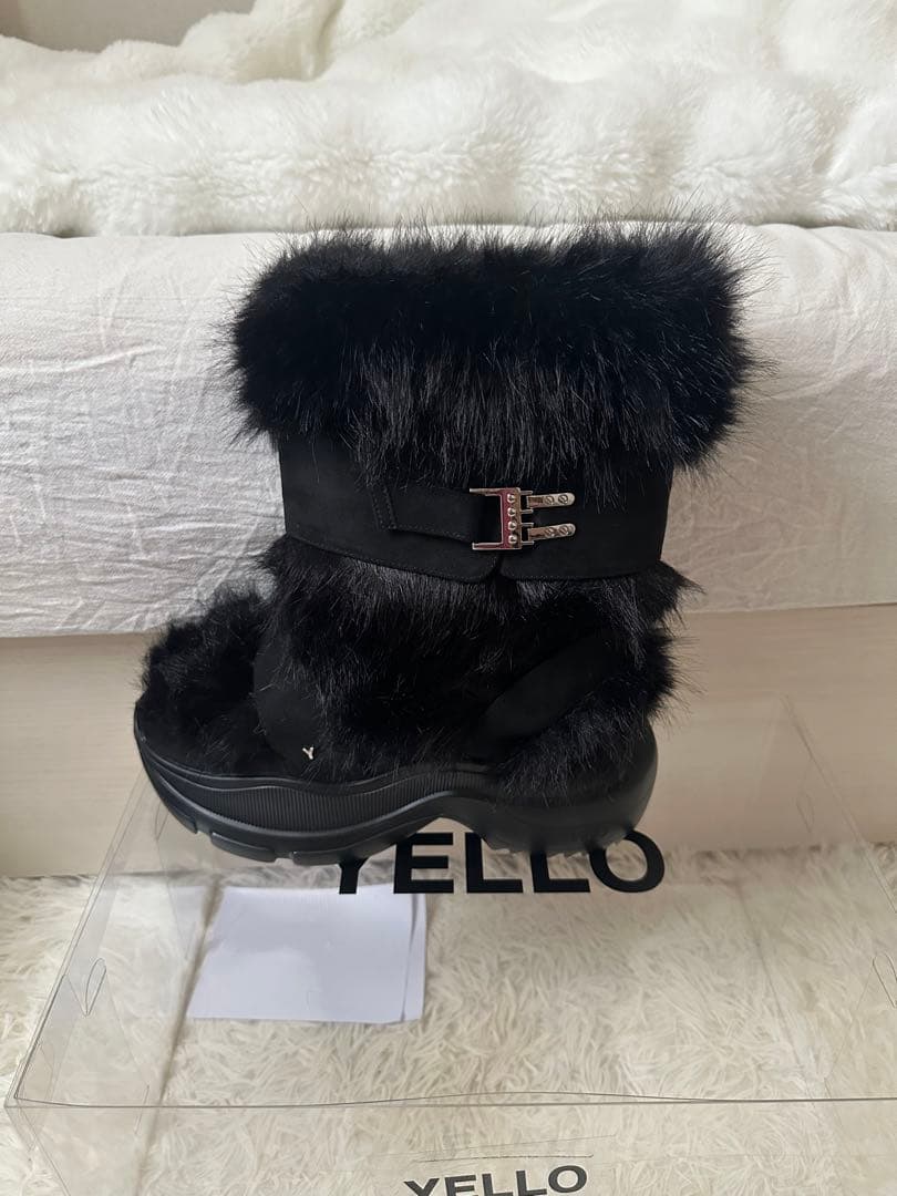 YELLOW ファーブーツ Lサイズ