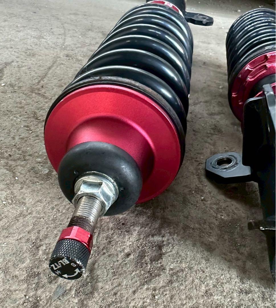 パーツ DAMPER ZZR DAA-NHP10 TOYOTA AQUA