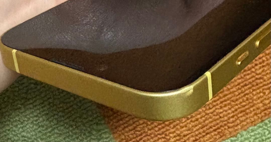 【ジューシー】Apple iPhone 14 イエロー 本体と充電ケーブル