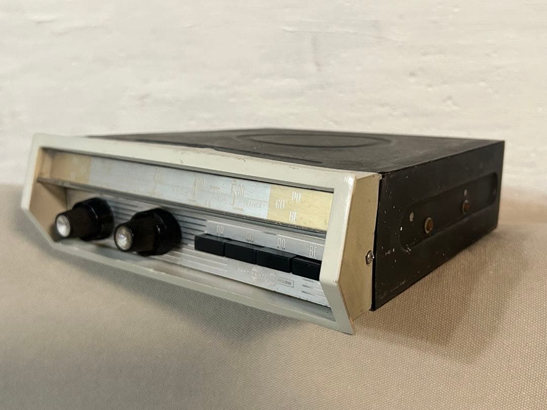 シトロエンID.DS19.DS21パラス純正ラジオ